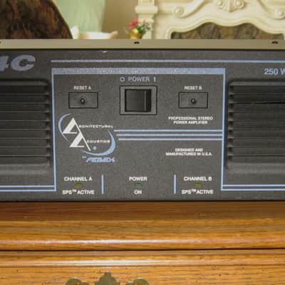 Peavey PV260 Stereo Power Amplifier 130 Watts x 2 PV-260 Rack