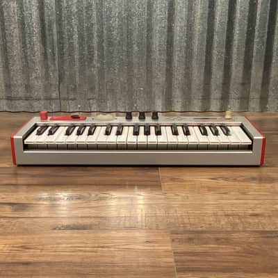 Alesis Micron Analog Modeling 37 Key Synthesizer Red Used image 2
