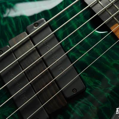 ROSCOE LG3006 Quilt Maple Top / Mahogany Back - Emerald Green image 4
