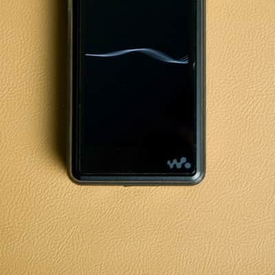 SONY NW-WM1A Signature Series Walkman / Hi-res Digital Audio Player (Japan Model) image 7
