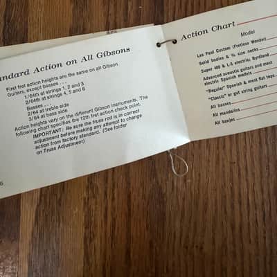1976 Gibson Hummingbird Custom Owner’s Manual 1970's image 9
