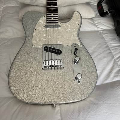 Fender 75th anniversary telecaster sparkle silver. Fender telecaster 2025 - Silver sparkle image 1