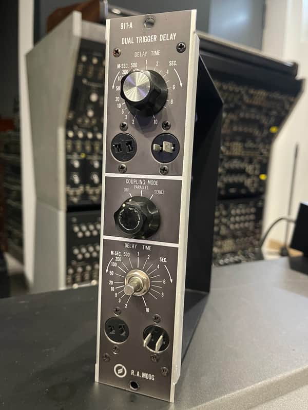 🎹 RA Moog 911a Dual Trigger Delay (1972) image 1
