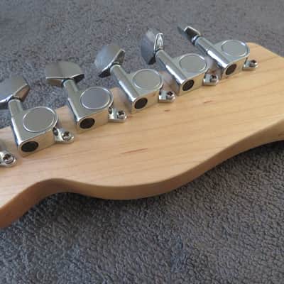 Telecaster Neck With Tuners MIM - Satin image 4