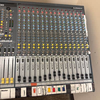 Allen & Heath GL2400 Mixer image 4