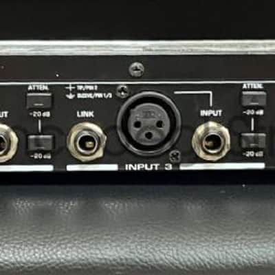 Behringer DI-4000 ULTRA DI-PRO 4 Channel Active DI box image 3