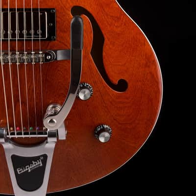 Pre Owned Godin 5th Ave. Uptown With Bigsby Havana Brown With Case image 8