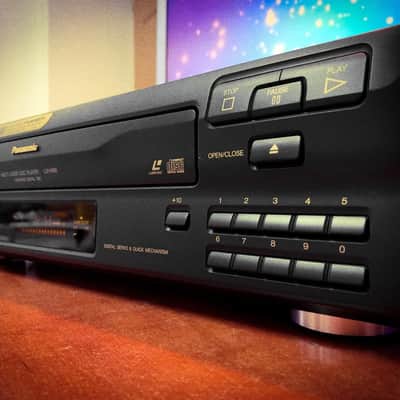 PANASONIC LX-H180 Laser-Disc Player + Movies Bundle image 4