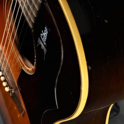 Gibson J-45 ADJ 1968 image 10