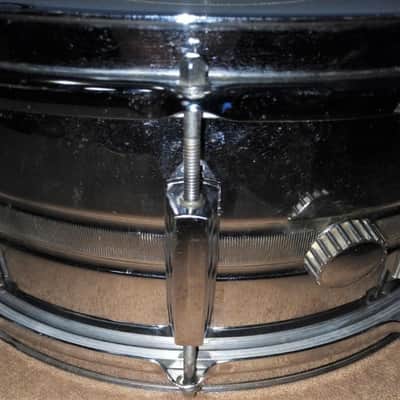 Coronet Deluxe 10-lug snare drum 1960's chrome image 2