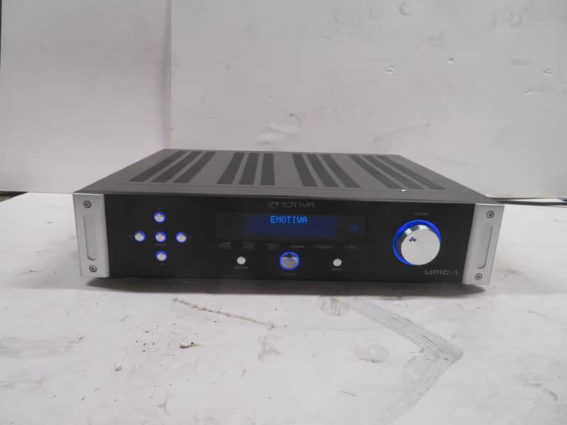Emotiva UMC-1 processor/preamplifier - standard