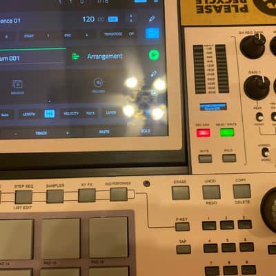 Akai MPC X Standalone Sampler / Sequencer 2017 - Present - Black image 14