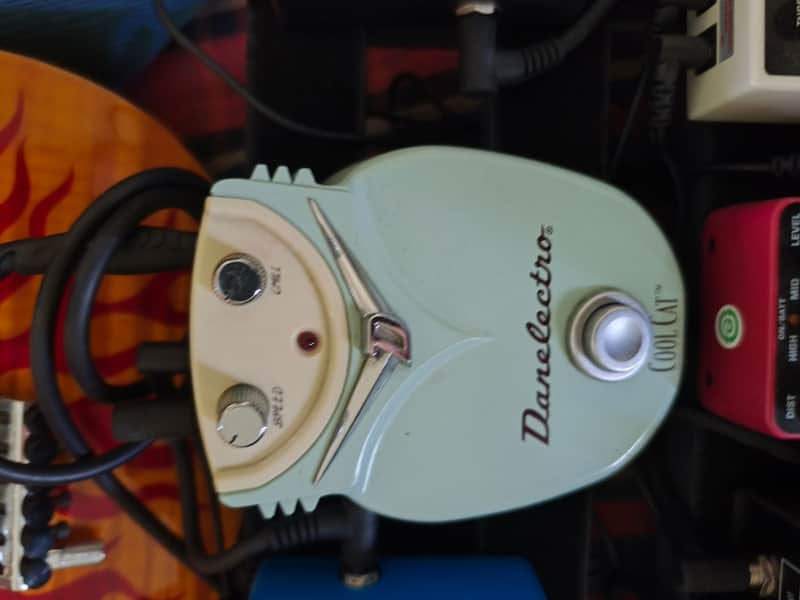 Danelectro Cool Cat Chorus - Vintage Lush Analog Stereo Chorus - Excellent Condition image 1