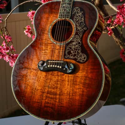 Gibson SJ-200 All Koa Custom Masterpiece Acoustic Guitar J-200 imagen 3