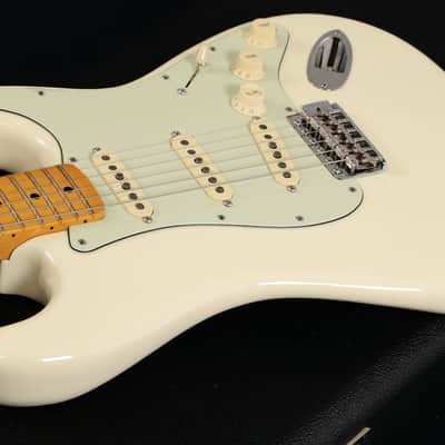 Fender USA Limited Edition American Vintage II 1973 Stratocaster MF Olympic White Fender [V16242] (06/15) image 4