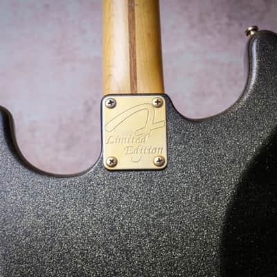 FENDER MIJ Hellecasters Limited Edition John Jorgenson Stratocaster "Black Gold Sparkle + Rosewood" (1997) image 15