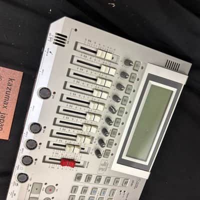 Korg D12 Digital Recording Studio 12 Track Recorder Workstation Untested Bild 6