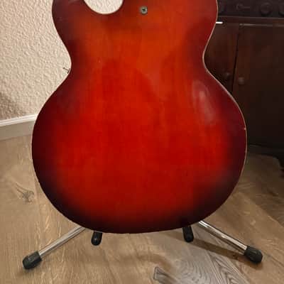 Harmony H53 Rocket 1959 - 1967 - Red Sunburst image 4