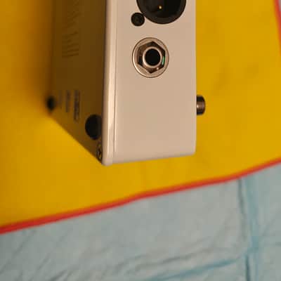 Electro-Harmonix Battalion Bass Preamp/DI fully boxed unused psu image 5