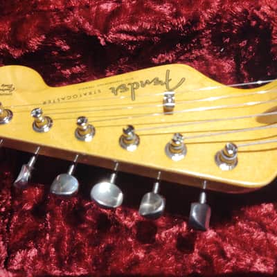 Fender EJ'54 Virginia Stratocaster 2020 - Tow-tone tobacco burst image 16