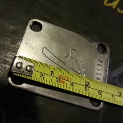 Original Fender Stratocaster 1969 neck plate image 3