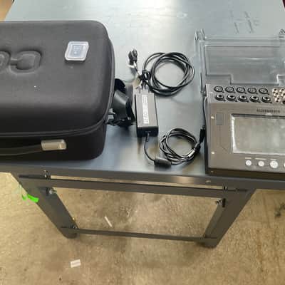 Allen & Heath CQ-12T 12-Channel Digital Mixer with Dust Cover, Padded Carrying Case & 126G SD Card image 9