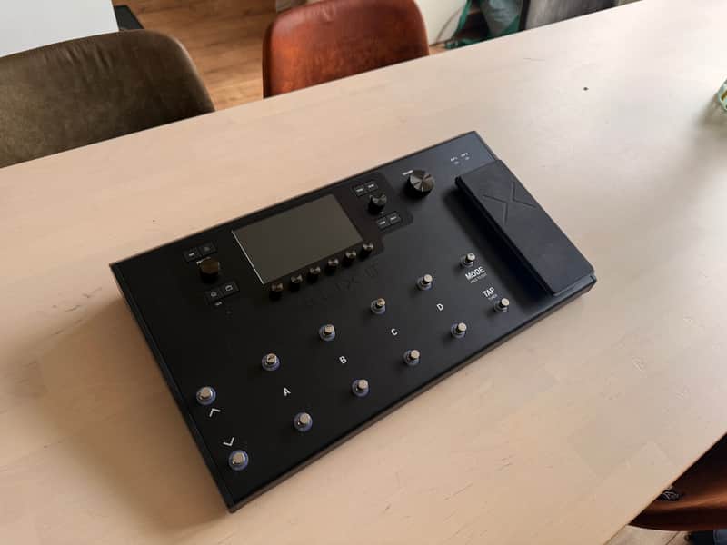 Line 6 Helix LT 2017 - Present - Black image 1