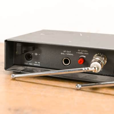 Sennheiser EM 100 Wireless Receiver - 630-662 MHz (NO POWER SUPPLY) CG0101N image 7