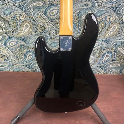 Fender Vintera III Early '70s Jazz Bass Black w/Gig Bag image 5