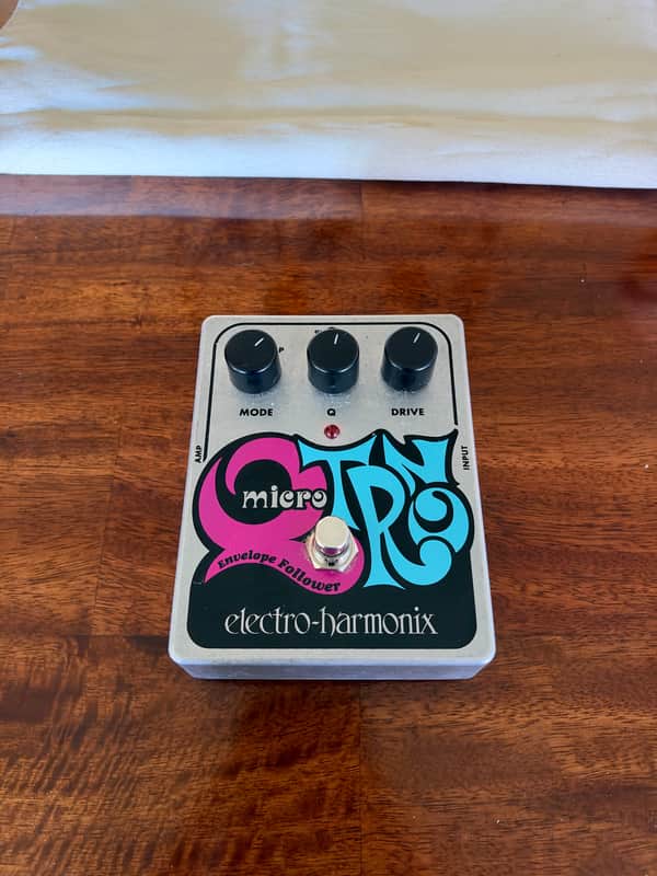 Electro-Harmonix Micro Q-Tron Envelope Filter 2006 - Present Silver / Black / Blue