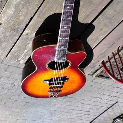 Aria AE100 1982-1984 - Red Burst image 14