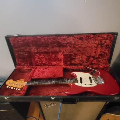 Fender Mustang Guitar with Rosewood Fretboard 1964 - 1969 - Dakota Red image 11