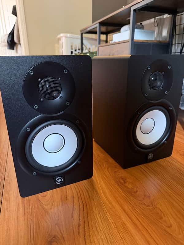 Yamaha HS5 5" Powered Studio Monitor (Pair) 2015 - Present - Black image 1