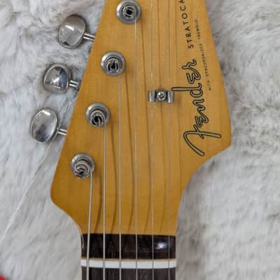 Fender Vintera II Road Worn '60s Stratocaster Electric Guitar, Sonic Blue w/Case image 6