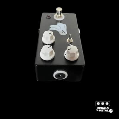 JHS Haunting Mids -x10490 image 3