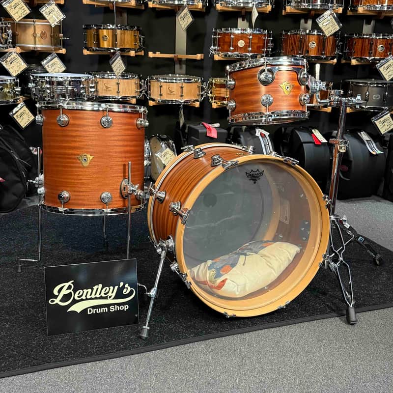 DW Classics Series 3-ply Mahogany/Poplar 3-Piece 12/16/22 Drum Kit Set in Natural Satin Oil with Chrome Hardware image 1