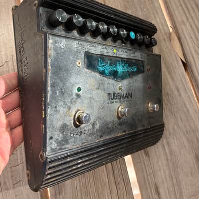 Hughes & Kettner Tubeman 3-Channel Guitar Recording Station - Silver electric guitar pedal image 2