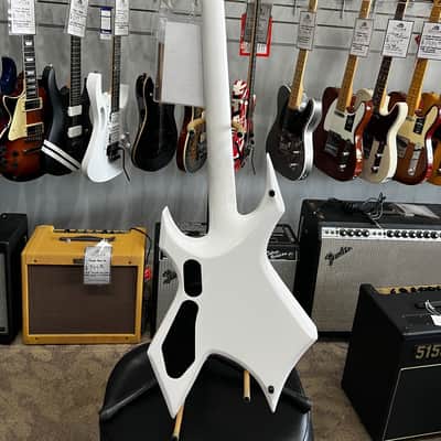 B.C. Rich Warlock Prophecy Series 2025 - White Gloss image 5