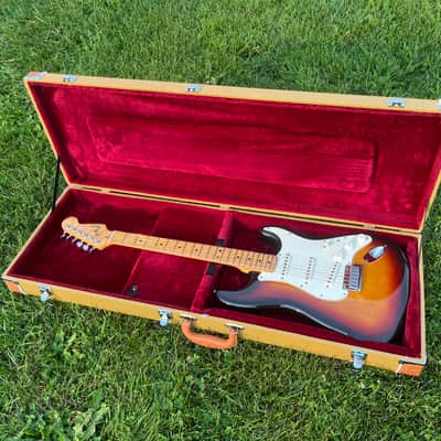 1983 1989 1995 Fender American Standard Stratocaster with wide neck image 2