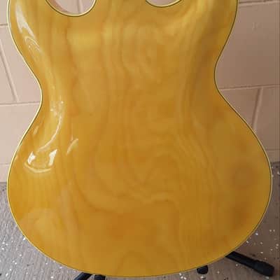 Yamaha SA2100 Vintage Semi-Hollow Electric Guitar image 11