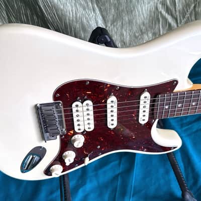 2014 Fender American Deluxe Stratocaster HSS image 5