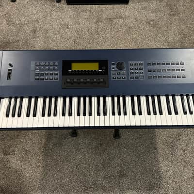 Yamaha EX5 Synthesizer - Blue