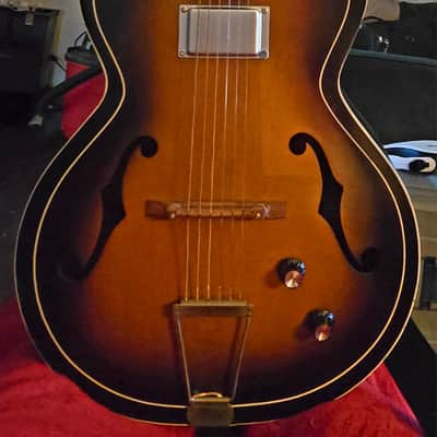 Airline possibly produced for Montgomery Ward by Harmony Guitar Chicago Acoustic Late 50s thought early 60s - Plain image 1