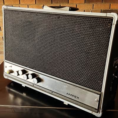 Barnaby Downe Devices Trois Uné 1x10” Combo image 1