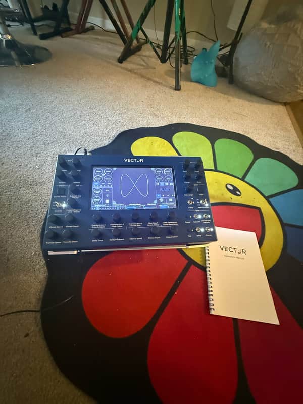 Beetlecrab.audio Vector Digital Synthesizer Desktop Module