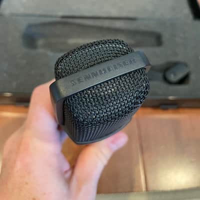 Sennheiser MD 421 II Cardioid Dynamic Microphone 2002 - Present - Black image 4