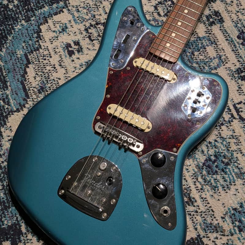 Fender Vintera '60s Jaguar with Mastery Bridge