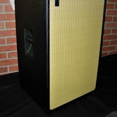 EarCandy Vertical Buzzbomb 2x12 Emi Wizard & Gov 8ohm 150 watts 2019 - Black W/ Wheat Grill image 3