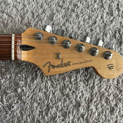 Fender Player Stratocaster HSH 2019 MIM Buttercream Pau Ferro Fretboard Guitar image 6