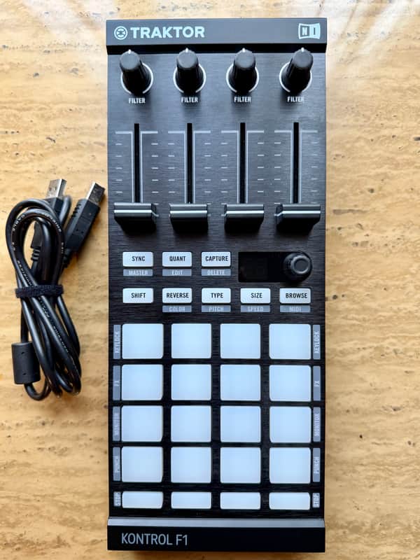Native Instruments Traktor Kontrol F1 w/ Traktor DJ registration image 1